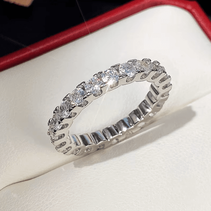 Essential Love Oval Ring - Image 2